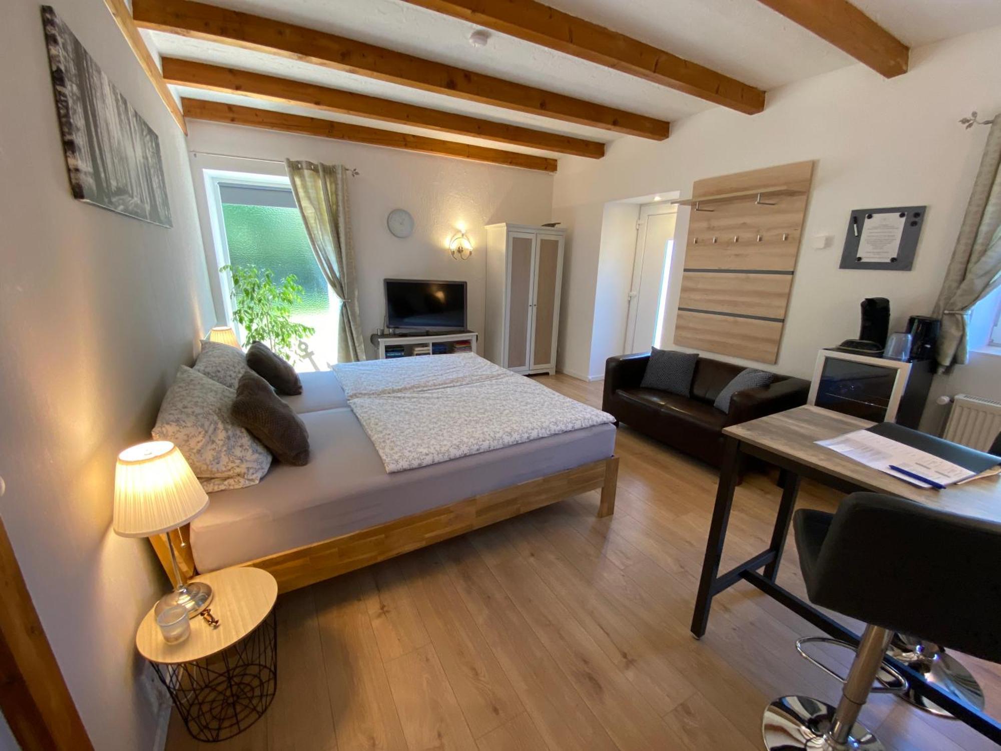 Grosses Doppelzimmer Mit Eigenem Bad Und Kuehlschrank, Frisch Saniert Friedrichskoog Εξωτερικό φωτογραφία